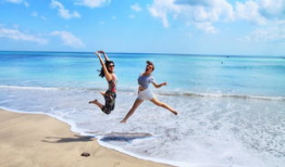 巴厘岛情侣 吃瓜爆料,吃瓜爆料揭秘浪漫幕后！